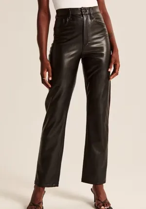 Abercrombie SHORT 90’s Straight Ultra High Rise Vegan Leather Black Pants 12 thumbnail 3