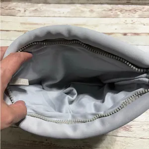 Rhode Light Gray Bubble Bag Puffy Quilted Makeup Travel Bieber Reusable Zip thumbnail 3