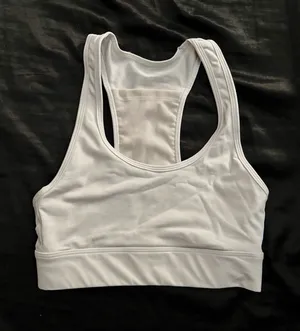 Fabletics Sports Bra  thumbnail 1
