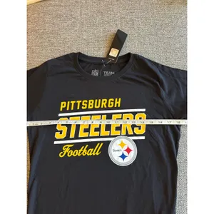 NFL Team Apparel Pittsburgh Steelers Black‎ Graphic T-Shirt Womens Medium NWT thumbnail 4