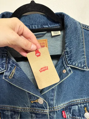 NEW Levi’s Shrunken '90s Bling Solargenic Cropped Trucker Jacket - Size XL thumbnail 9
