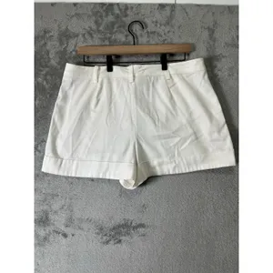 Alice +‎ Olivia Pleated Cuff Shorts Off White High Rise Tailored Size 12 Classic thumbnail 3