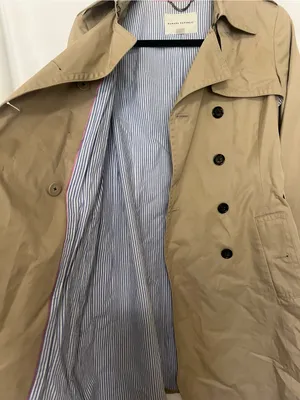 Banana Republic Women’s Double-Breasted Trench Coat - Tan thumbnail 9