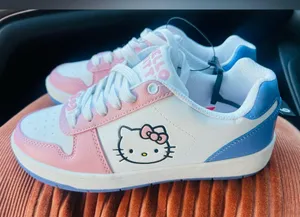 Hello Kitty by Sanrio Women's Casual Court Sneakers size 9 thumbnail 1