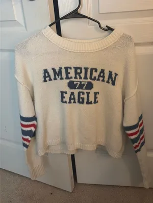 American Eagle Sweater thumbnail 1