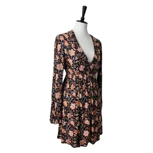 Billabong New Blouson Dress Deep V-neck Long Sleeve Black Floral Women’s Size M thumbnail 2
