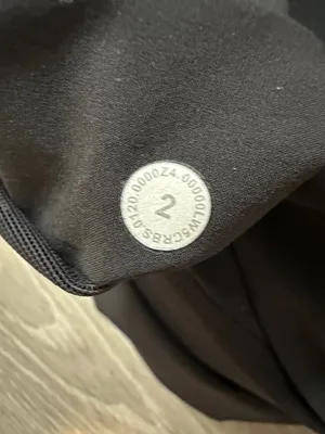 Lululemon Sz 2 Keep Moving High Rise Business Casual Pull On Women’s Black Pants thumbnail 5