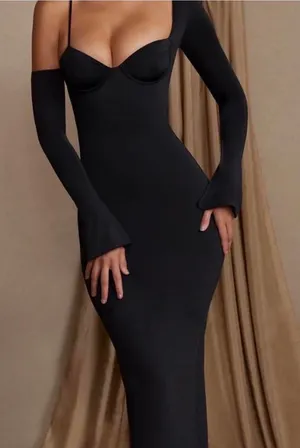 Oh Polly Black Dress thumbnail 1