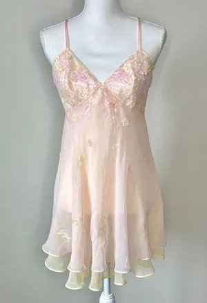 90s Vintage Victoria’s Secret Babydoll thumbnail 1