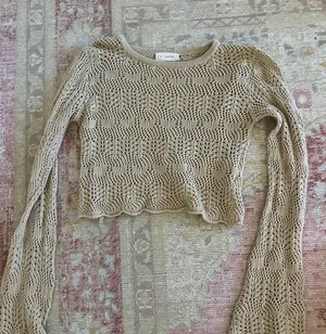 American Threads Knit Flare Sleeve Top thumbnail 2
