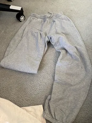 Old Navy Sweatpants Grey thumbnail 1