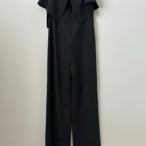 Lulu’s Power of Love Black Strapless Jumpsuit Size: M thumbnail 13