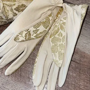 Vintage 1950’s Womens Metallic Jacquard Chain Handle Clutch and Gloves Gold Crea thumbnail 3