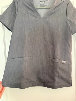 FIGS Scrub Top thumbnail 3