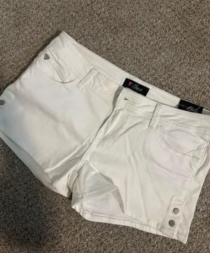 Guess Shorts Vintage thumbnail 1