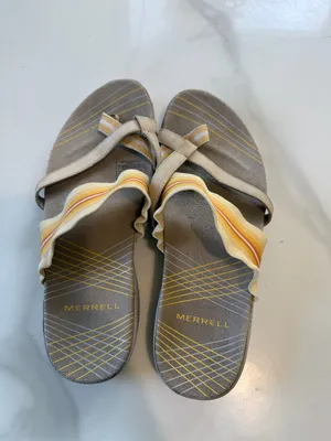 Merrell Women's Tan and Yellow Striped Slip-On Sandals thumbnail 4
