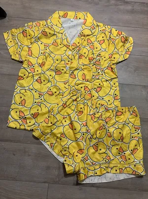 NIB- Yellow Rubber Duck Print Pajama Set Short Sleeve Button Down Shorts M thumbnail 1