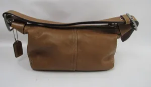 Y2K Coach Legacy Demi Hobo 9564 Camel Glove Tanned Leather Shoulder Bag thumbnail 1