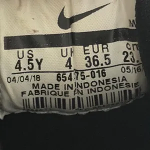 Nike Air Huarache Run Black Shoes Sneakers thumbnail 5