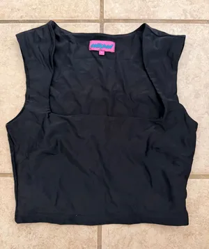 Edikted Black Square Neck Crop Top thumbnail 1