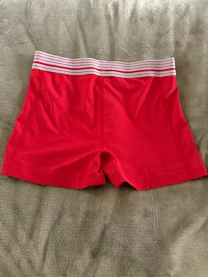Red Under Armour Spandex thumbnail 2