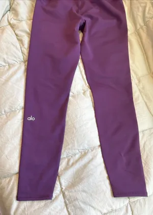 ALO Yoga Airbrush 7/8 Leggings Size S thumbnail 1