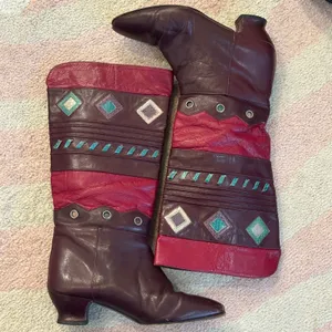 Vintage 80s Vita Mori Burgundy Geometric Western Revival Art‎ Deco Leather Boots thumbnail 8