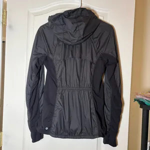 Lululemon Athletica Full Zip Hooded Goal Crusher Running Jacket Size 6 Black. thumbnail 2