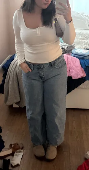 Ultra Loose Low-Rise Abercrombie Jeans thumbnail 1