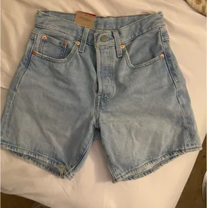 Levi’s Jean Shorts 501 thumbnail 2
