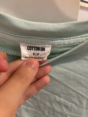 Crop Top thumbnail 2