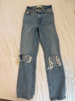 Abercrombie Classic High-Rise Distressed Women’s Jeans - Curve Love 0R / 25 thumbnail 3