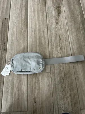 Lululemon Belt Bag thumbnail 2