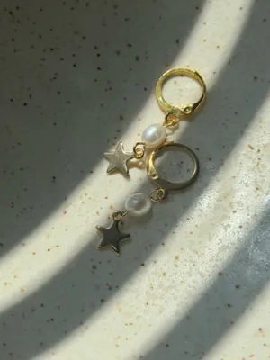 Handmade grunge fairy whimsical y2k style quality pearl star dangle earrings⭐️ thumbnail 3
