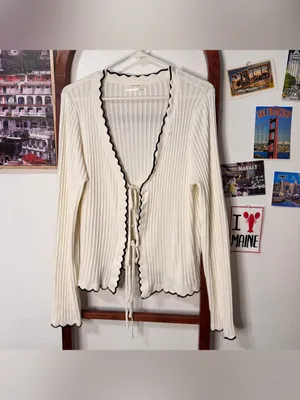 Anthropologie ribbed knit long-sleeve tie-front cardigan Ivory with black trim thumbnail 3