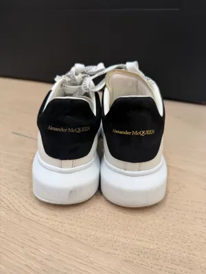 Alexander McQueen Sneakers thumbnail 3