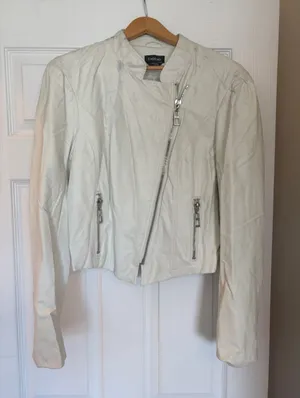 NWT bebe Faux Leather Moto Jacket L Cream Motorcycle Edgy H10 thumbnail 1