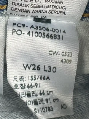 Levi's 80's Mom Jean Light Indigo Stone Wash Jeans Women’s 26 thumbnail 3