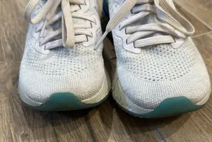 Nike shoes thumbnail 5