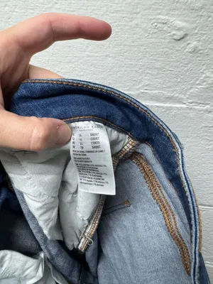 American Eagle High Rise Jegging Distressed Jeans thumbnail 7