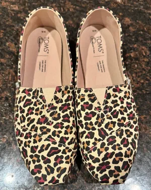 Tom’s Classic Alpargata Leopard thumbnail 1