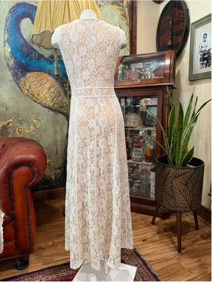 White Lace Overlay Maxi Dress V-Neck Nude Lining Resort Vacation Formal Boho M thumbnail 5