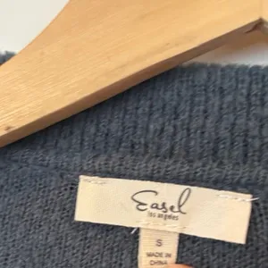 Easel Blue/Gray Sweater Top Size‎ Small thumbnail 6