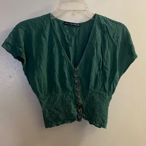 Abercrombie & Fitch Womens Dark Green Boho Crop Top XS 32” Button Front V Neck thumbnail 1
