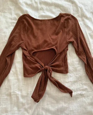 Sweater thumbnail 2
