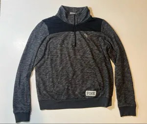 PINK Victoria’s Secret Love Pink Sweatshirt thumbnail 1