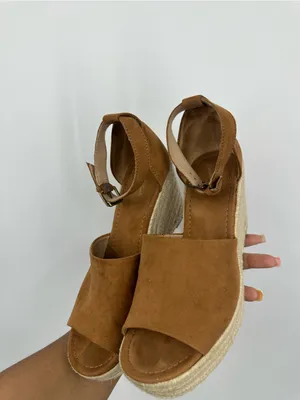 Universal Threads Tan Boho Wedge Sandals Women's Size 8.5 thumbnail 6