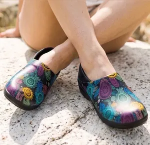 Crocs Neria Pro II Graphic Clogs non slip Mandala Paisley cottagecore kitchen thumbnail 1
