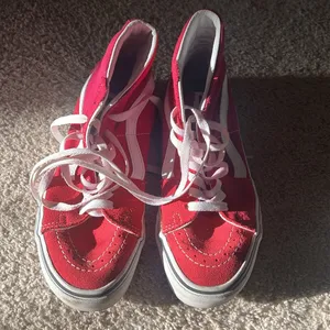 Magenta High Top Vans thumbnail 3
