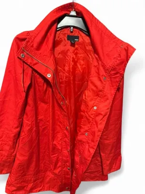 Old Money Y2K H&M red peacoat with a stand collar size 4 thumbnail 6